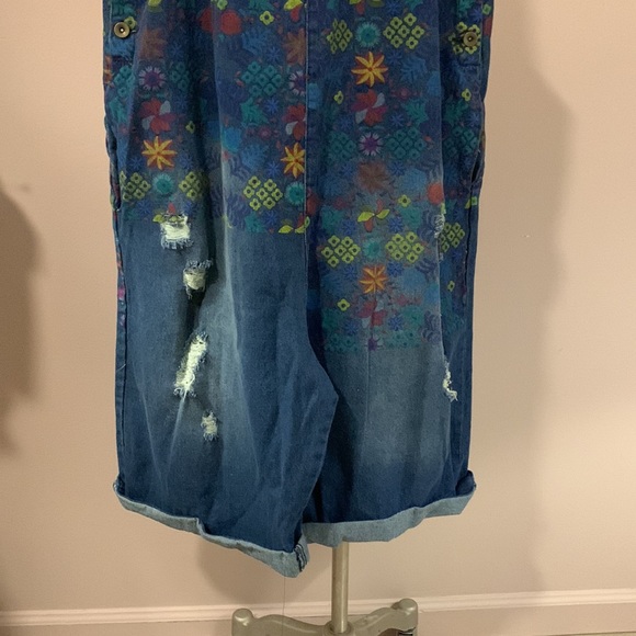 Flygo Women's Floral Printed Wide Leg Distressed Bib Denim Overalls Jumpsuits - Picture 7 of 16